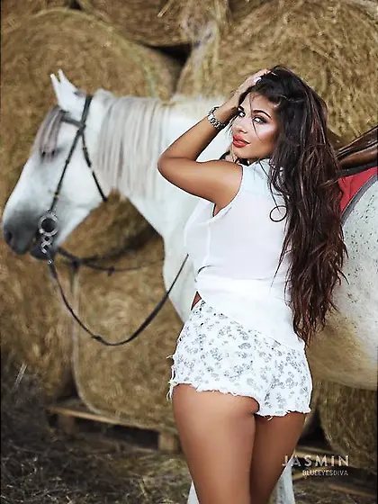 Spanish webcam squirt