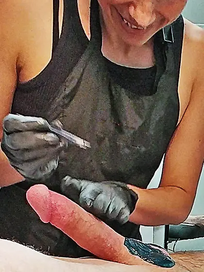 Waxing erection - CFNM.  Happy waxer! 1