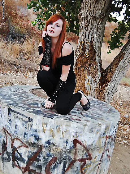 Natural tits sexy ass