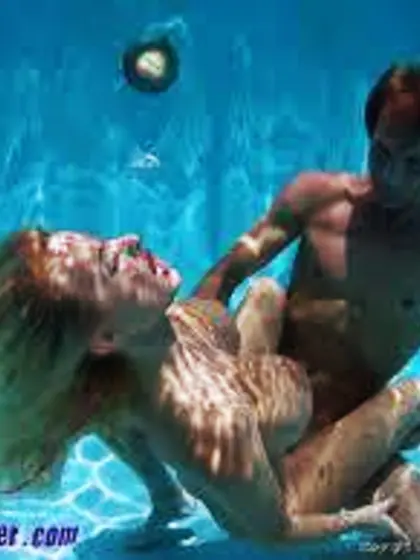 Underwater sex and asphyx