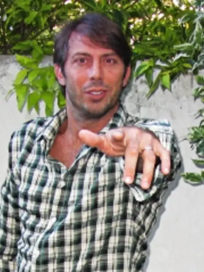 Brunette Achilles Striptease.