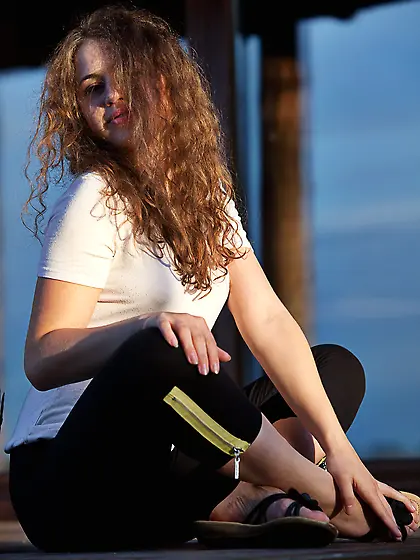 Wanda A exposes her hairy pussy and her nice ass after stripping