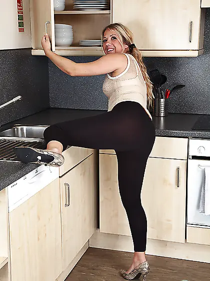 British spandex mature hairy pussy