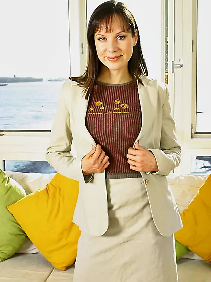 Skittish Cindy takes off her beige suit to pose in her wonderful