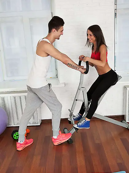 Personal trainer fucks and cums on the angelic face of Russian g