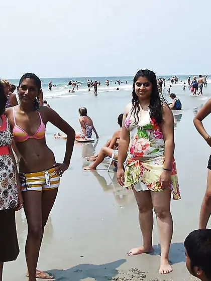 Fantastic Indian damsels.  1 - coolbudy