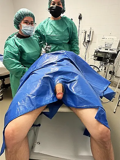 clinic games,  souvenir photo of the wife