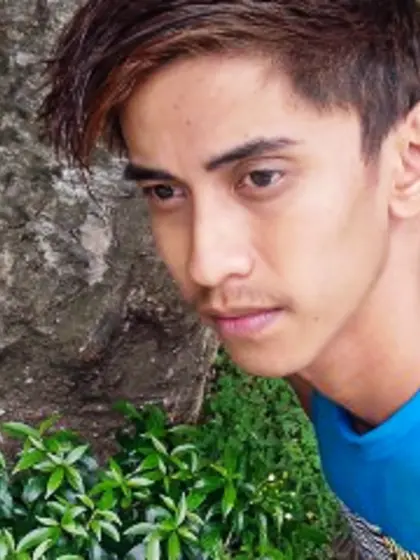 Brunette dean earl perform