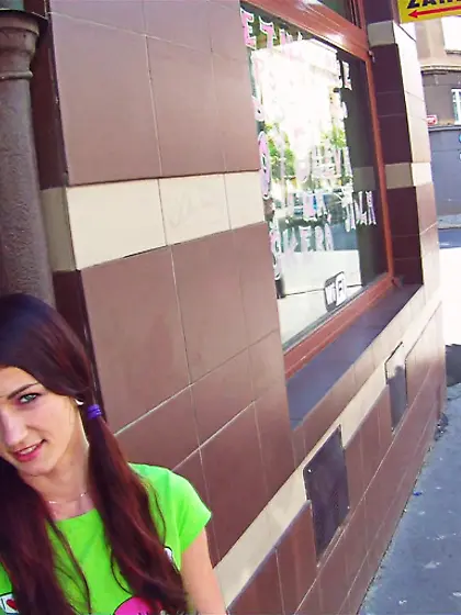 Pigtilaed teen black panties