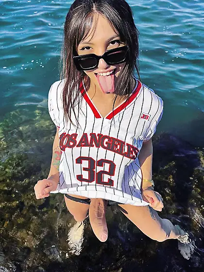 Cute Tgirls & femboys