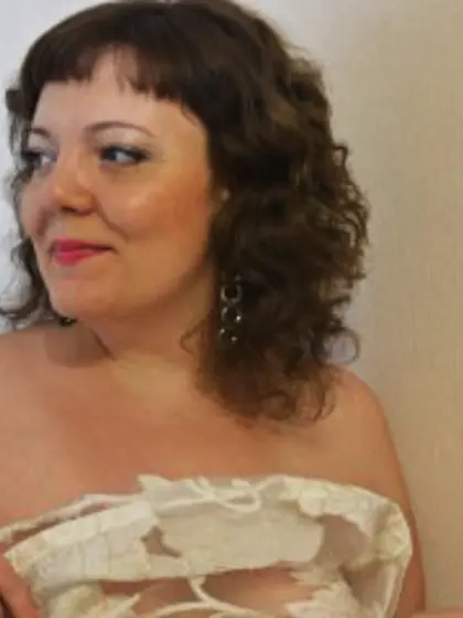 Redhead Elena Vibrator.