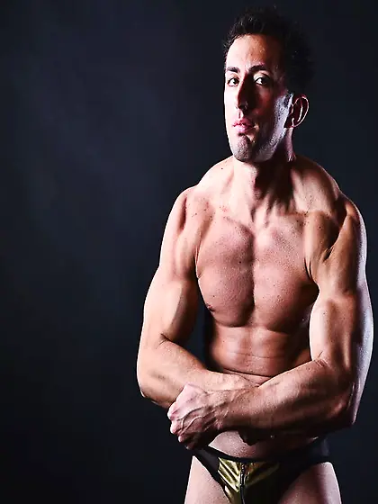 White gay 0GayHunk like to oil,  dildo and...