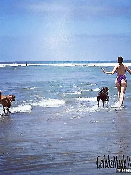 Whitney Cummings Nude