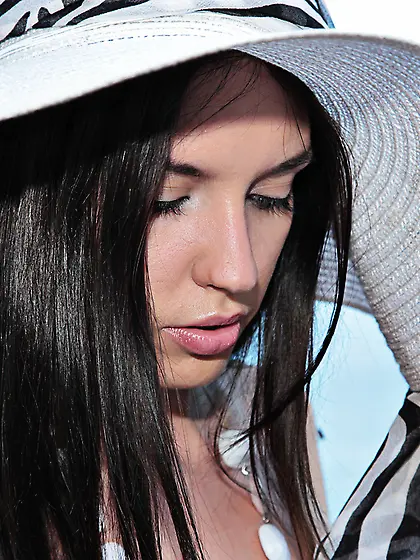 Seductive brunette stunner