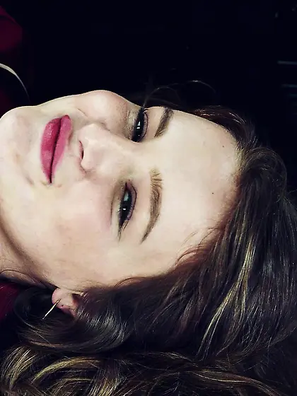 Teen jezebel takes a lover