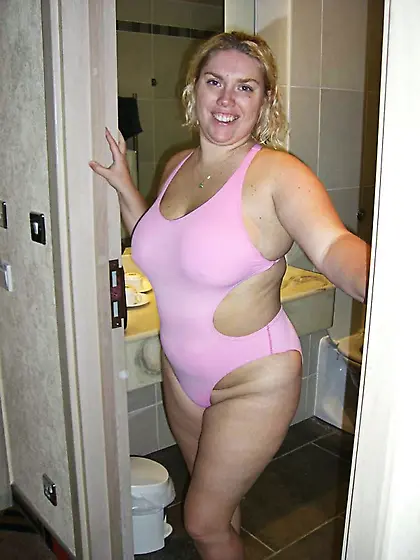 Milf barby united kingdom