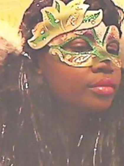 Cougar MILF Evette Star from United States