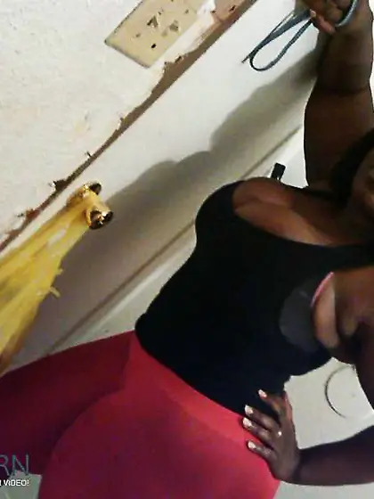 Remarkable Dark-Hued PLUMPER