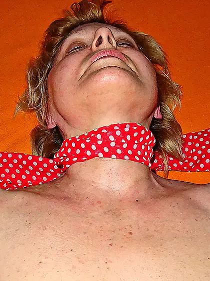 Claudia aus Dormagen Straberg