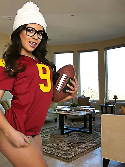Wild petite latina Jynx Maze wears a football jersey and takes a