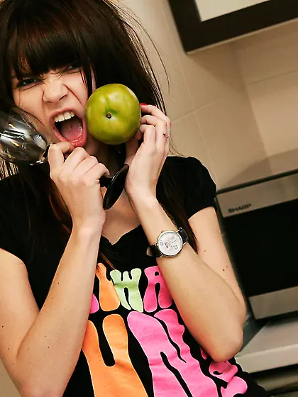 Hot emo babe Kaira 18 takes off her black jeans and shows her fa