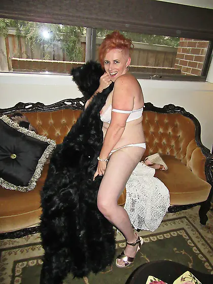 I'm Rachel a nymphomaniac wife & a web cum-slut