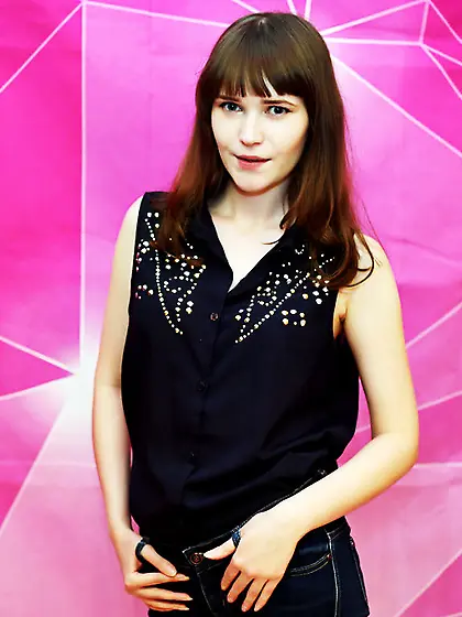 Teen beautiful tits brown