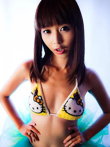 Asian lesbian babes London Keyes and Marica Hase pose in tutus a