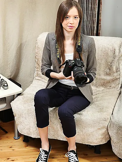 Filthy teenager Kitana A wants to bead the butt hole deeper on t