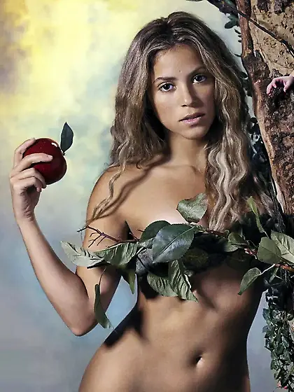 49 yo Latina Whore Singer Shakira