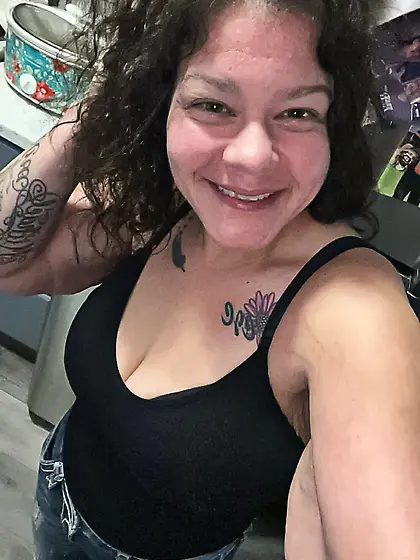 19 year old Native American Neighbor Sue