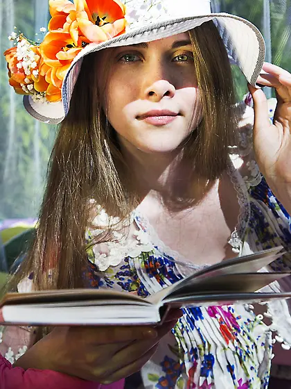 One more flower in the view of Arina J???s hot naked body appear