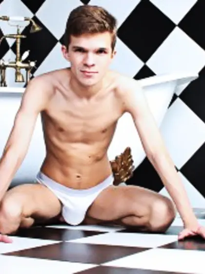 Brunette jakon perform anal