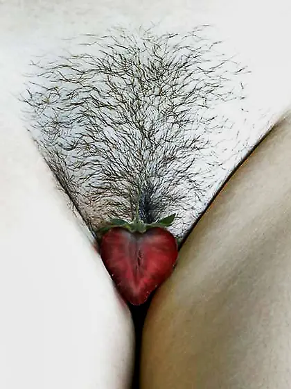 Chicks Do Have Hair Down There