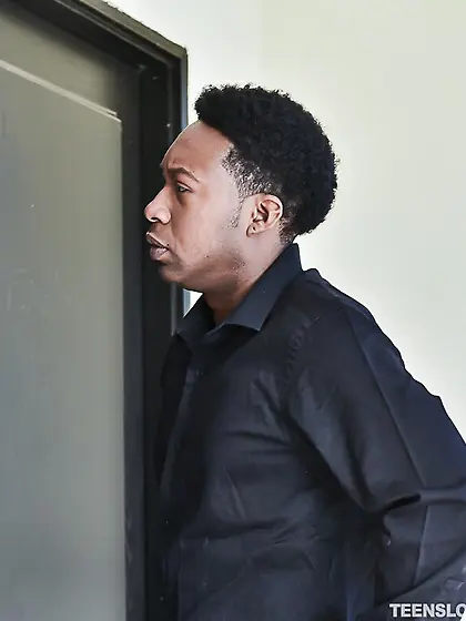 Bathroom bang for black guy and small Asian...