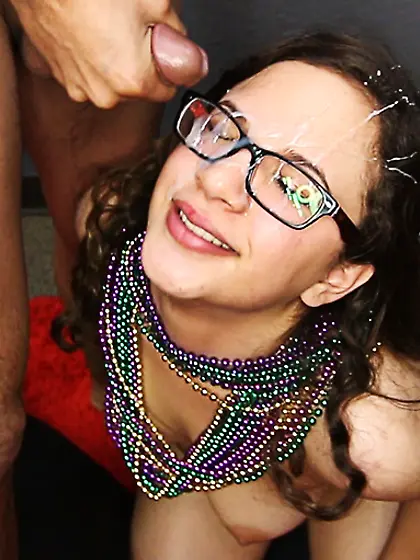 Brunette hoe glasses beads
