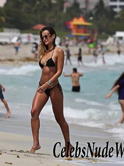 Natalia Borges Perfect Body In Thong Bikini