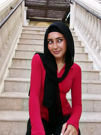 Hot arab hijabi slut