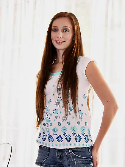 Naked teen Ruby Red gives head and finds out that cock is better