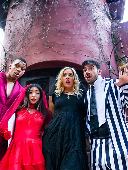 River Lynn and Amber Summer pleasuring tattooed dude in bed