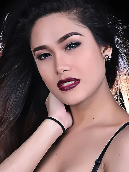 Asian young transgender APHRODITEnicoleX