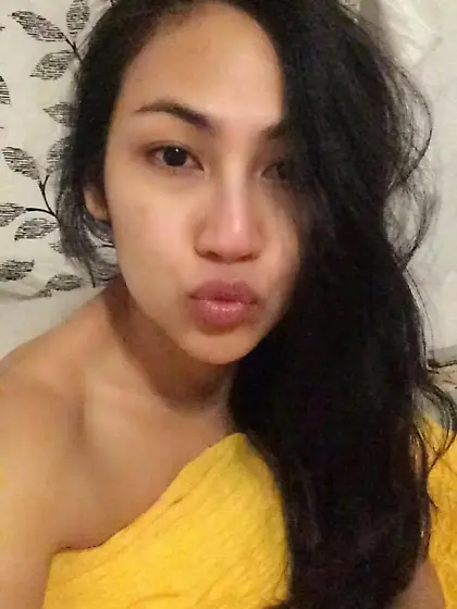 Nadia - Out from the shower