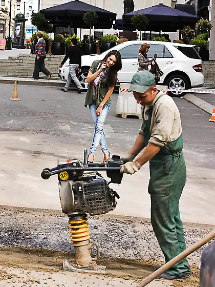 Seducing bimbo Leila A is playing her stockings legs and teasing