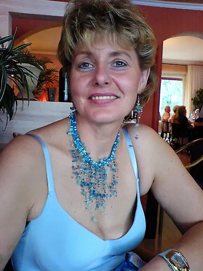 Claudia aus Dormagen Straberg