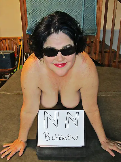 Bubbles Mix on Tub Lid