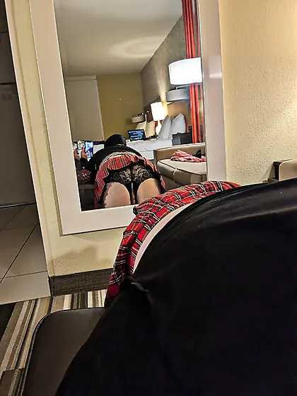 More fun in the hotel for a whore
