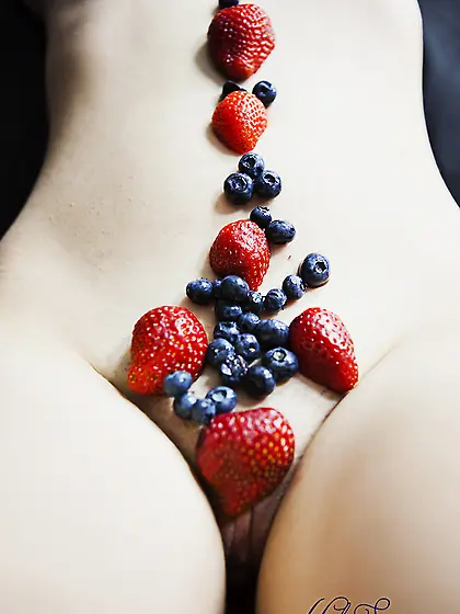 Young lover hottie body