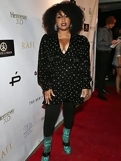 Lalah Hathaway Cleavage