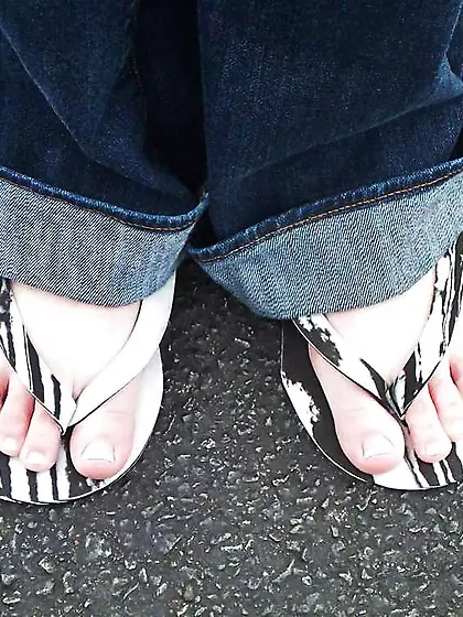 Soles Pics Sate vote for hottest looking