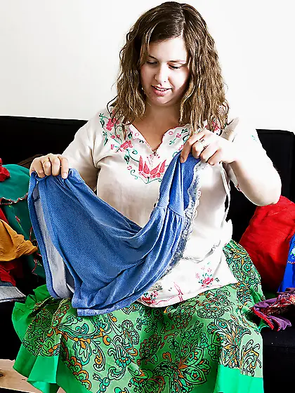 Sexy little hoe who will certainly turn anyone into a BBW fan